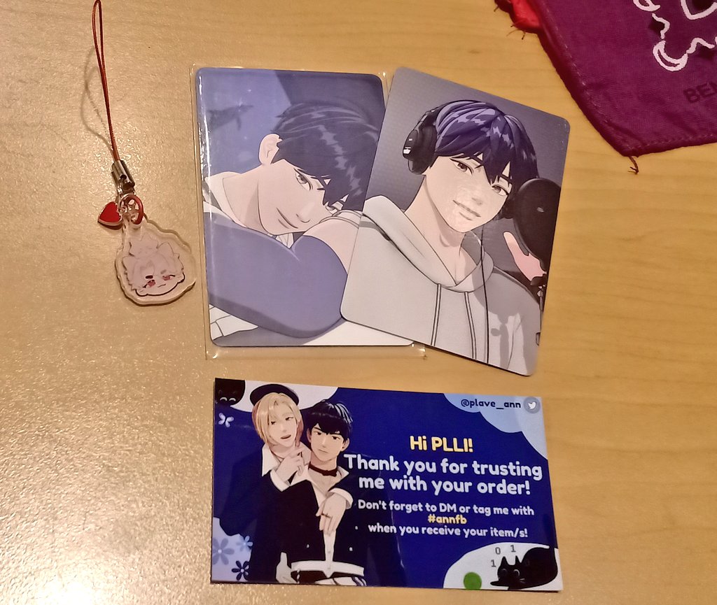 hemiesphere's tweet photo. and i said buying ban na ko🤡 pero YEJUN DAPA?! nope i'm not letting it go ajsjjahs super cute nung eunho freebie kainis😭 thank you @plave_ann so much for offering me these 🥹🫶🏻 #annfb
yejun membership photocard set complete 💙🤸 https://t.co/EOkhRfzk6d