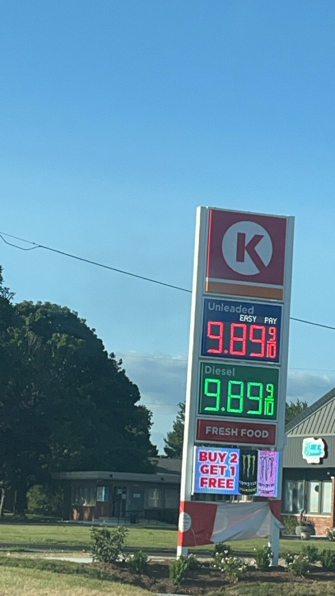 Kclark8692's tweet photo. inflation really popped off today https://t.co/mBsPzNNGcL