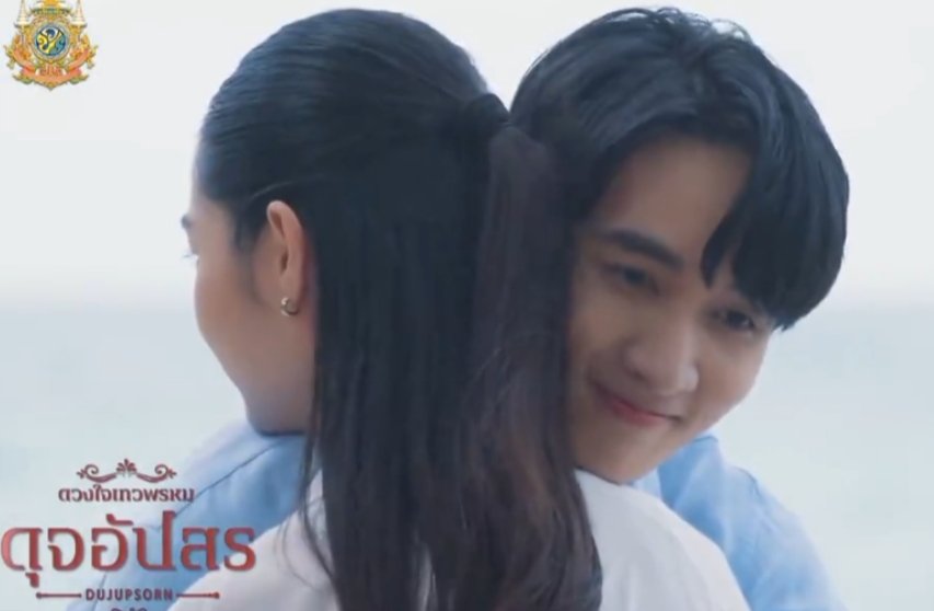 imjusta_minute's tweet photo. มึงงงง ซีนนี้สงสารคุณเพชรจับใจเลยอะ เขายิ้มออกมาแบบโล่งใจเลยด้วยซ้ำ ว่าผู้หญิงคนนี้รักเขา “ ผมสัญญาว่าต่อจากนี้ไป ผมจะไม่ปล่อยคุณไปไหนอีก ” กูเข้าใจความรู้สึกคุณเพชรที่เรากำลังมีความสุขมากๆแล้วเหมือนมีรถมาชนเลยอะ มันเจ็บมากจริงๆ 😭😭

— #ดุจอัปสรep12 https://t.co/V1YCyu72Zh