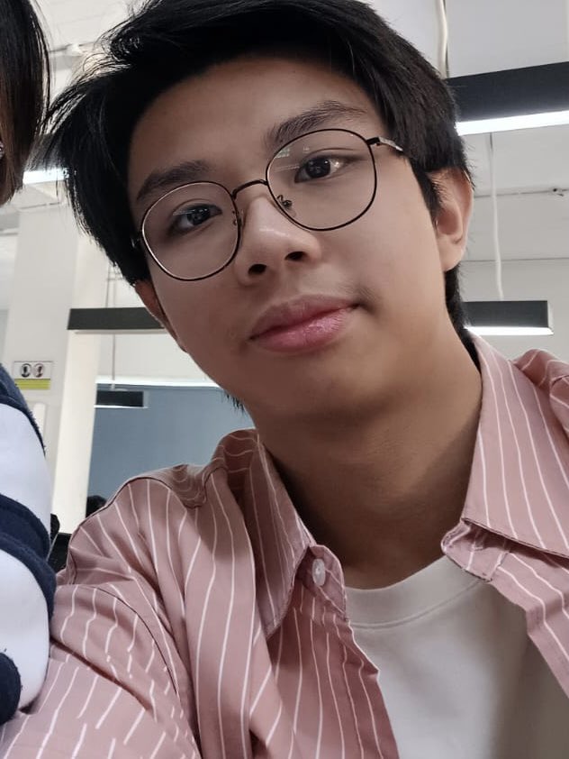 naysbloom's tweet photo. BAJU KITA SAMAAN BTW #kevin #kevineps6 https://t.co/sxQ6M5O1k6