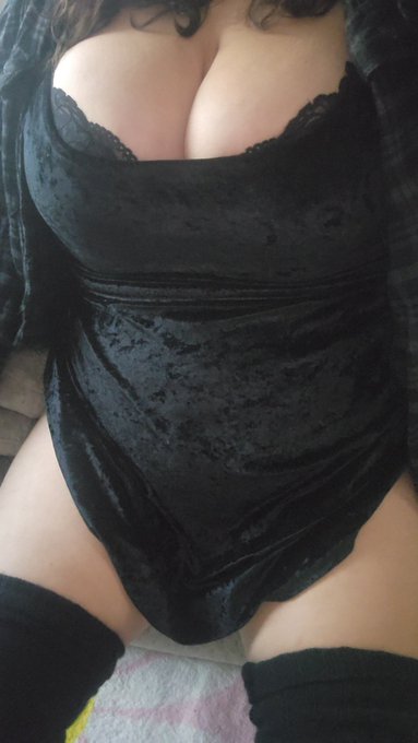I forgot to show y'all how hot I looked the other day.   Thicccccc https://t.co/osN72sfxDS<a href="/tag/dagreatbate"class="tags"><span>#dagreatbate</span></a>
