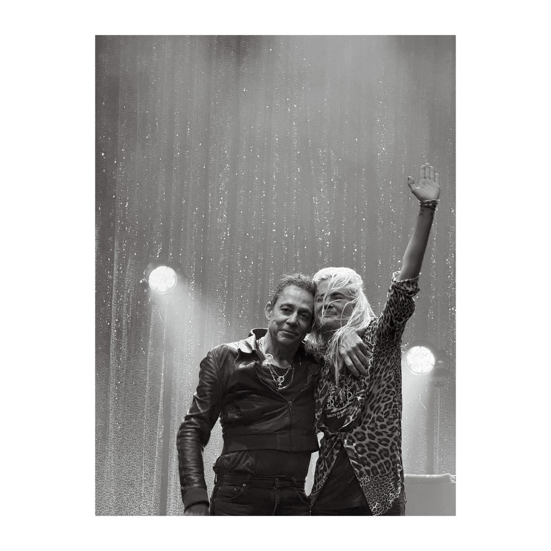The Kills (@thekills) on Twitter photo Our August UK & Europe tour is SO close! 💥 Who will we be seeing out at these shows? 🎫 Ticket info at thekills.tv/tour#tour 🖤
📷 1: <a href="/tonspion/">tommy tonspion</a>
📷 2: @alberthallmcr
📷 3: @dansendeberen
📷 4: @ivandnd
#TheKills #GodGamesTour Our August UK & Europe tour is SO close! 💥 Who will we be seeing out at these shows? 🎫 Ticket info at thekills.tv/tour#tour 🖤
📷 1: <a href="/tonspion/">tommy tonspion</a>
📷 2: @alberthallmcr
📷 3: @dansendeberen
📷 4: @ivandnd
#TheKills #GodGamesTour