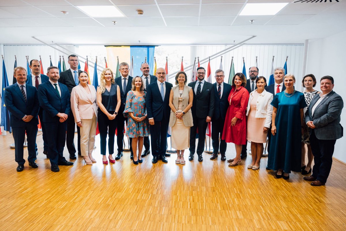 MZEZ_RS's tweet photo. Minister @tfajon participated at the #EU HoMs meeting in Ljubljana dedicated to the presentation of the Hungarian 🇭🇺 Presidency of the 🇪🇺 Council. 

The minister emphasized the importance of putting interests & unity of the #EU first and welcomed the #EU2024HU priorities, especially #EUenlargement. 

We wish our 🇭🇺 colleagues @HU24EU a successful presidency.