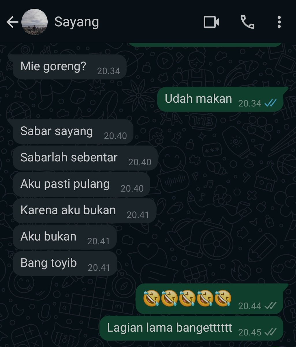 Diminta beliin makan keburu laper bgt jawabannya malah gini. Mau marah tp gajadi👊😭