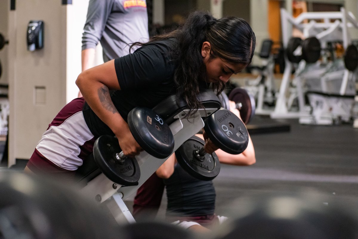 CMUWBBall's tweet photo. Another week of puttin' in work ✅

#FireUpChip🔥⬆️🏀 | #WeAre1 https://t.co/2jCGYaw2BR