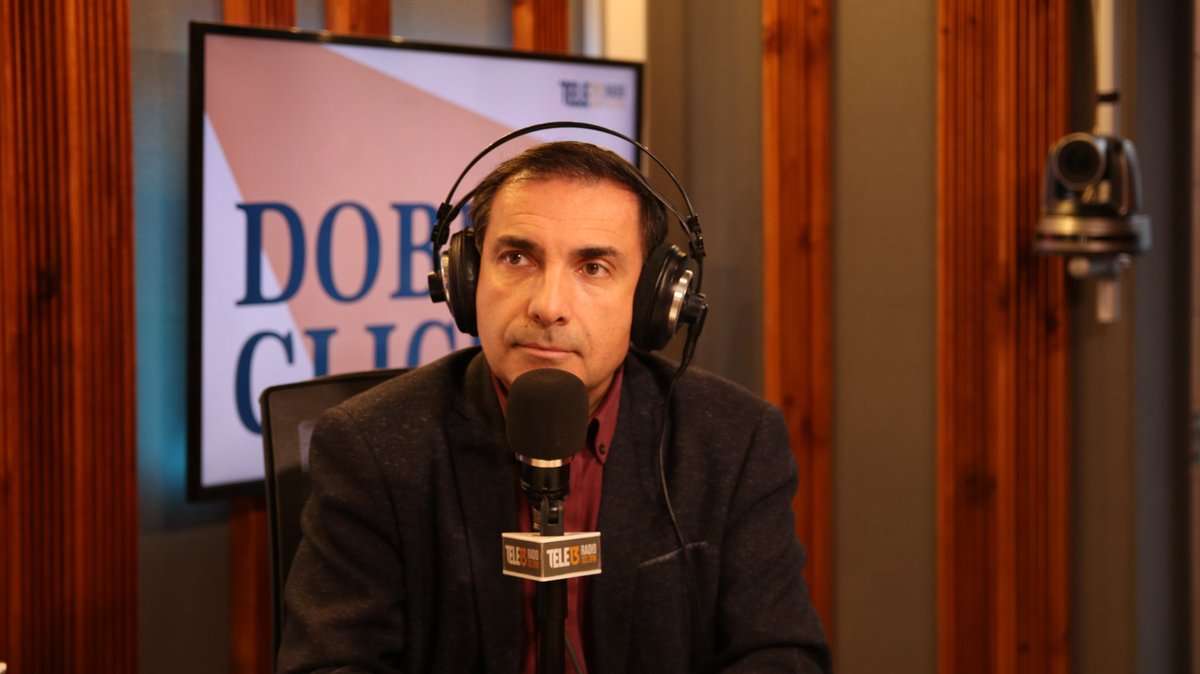 Tele13 Radio (@tele13_radio) on Twitter photo 🖱️"Trump llega al cierre de la convención con una atmósfera completamente distinta"
Sobre las conclusiones de la Convención Republicana, en #DobleClick con Alberto Rojas (<a href="/arojas_inter/">Alberto Rojas</a>), director del <a href="/ObsInterUFT/">ObsInterUFinisTerrae</a>.
🔴tele13radio.cl 🖱️"Trump llega al cierre de la convención con una atmósfera completamente distinta"
Sobre las conclusiones de la Convención Republicana, en #DobleClick con Alberto Rojas (<a href="/arojas_inter/">Alberto Rojas</a>), director del <a href="/ObsInterUFT/">ObsInterUFinisTerrae</a>.
🔴tele13radio.cl