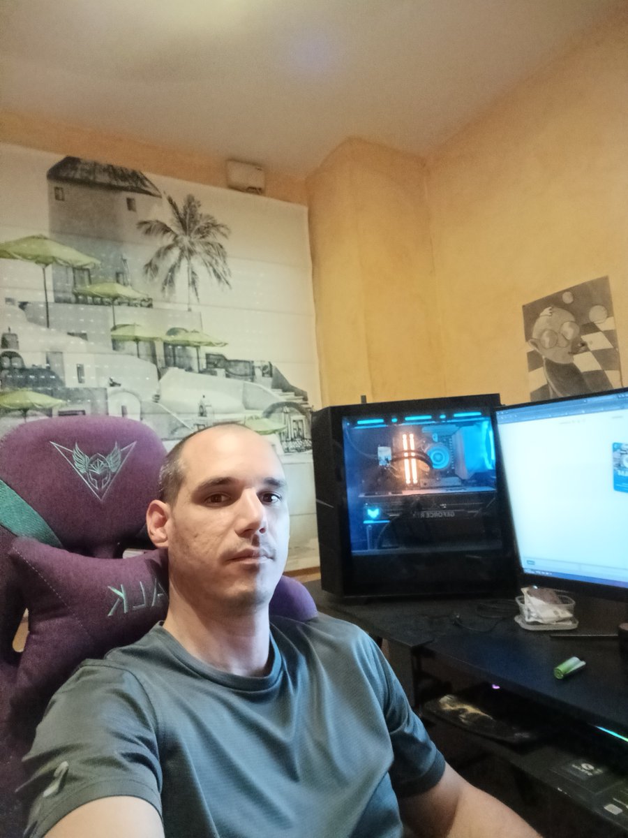 Azsayl's tweet photo. #valkgaming Tremenda silla me acaba de llegar :D https://t.co/rvOWyOAaZo