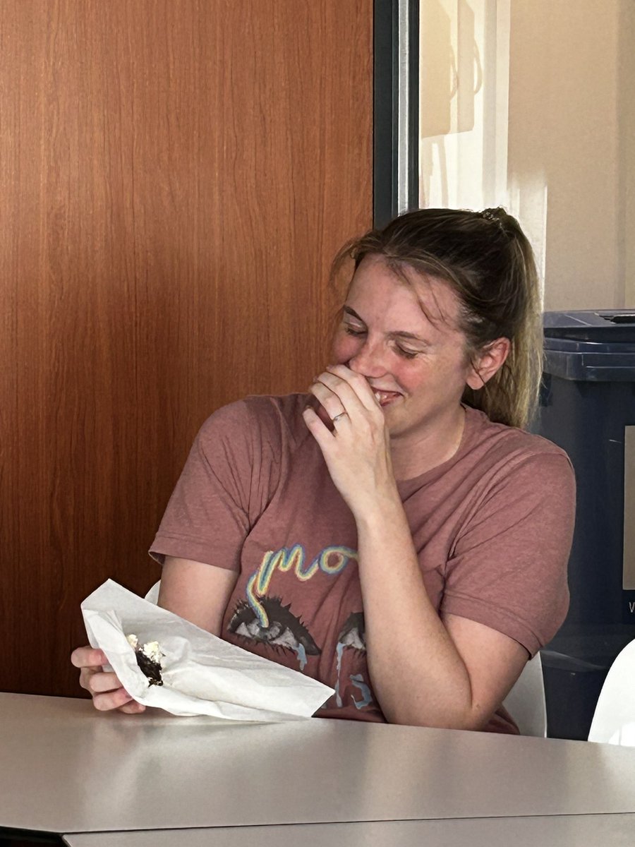 Happy birthday <a href="/SarahSchyck/">Sarah Schyck</a> !! 🥳 Thanks for the cake 🧁!