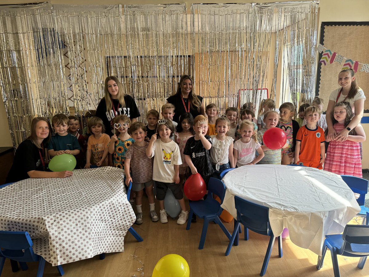 Reception Class 2024 👏🏼🌟 We are so proud of each and every one of you ! Hope you all have an amazing summer ☀️ <a href="/StGabrielsCofE/">St Gabriel’s C of E.</a>