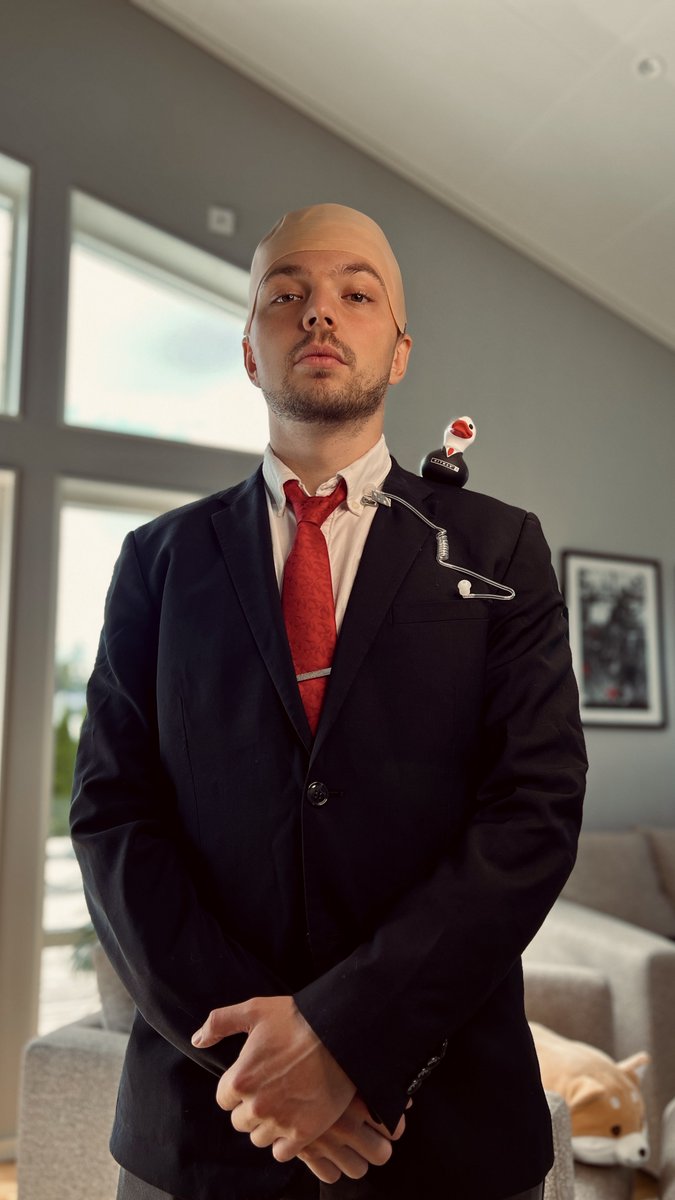 Elajjaz tweet media