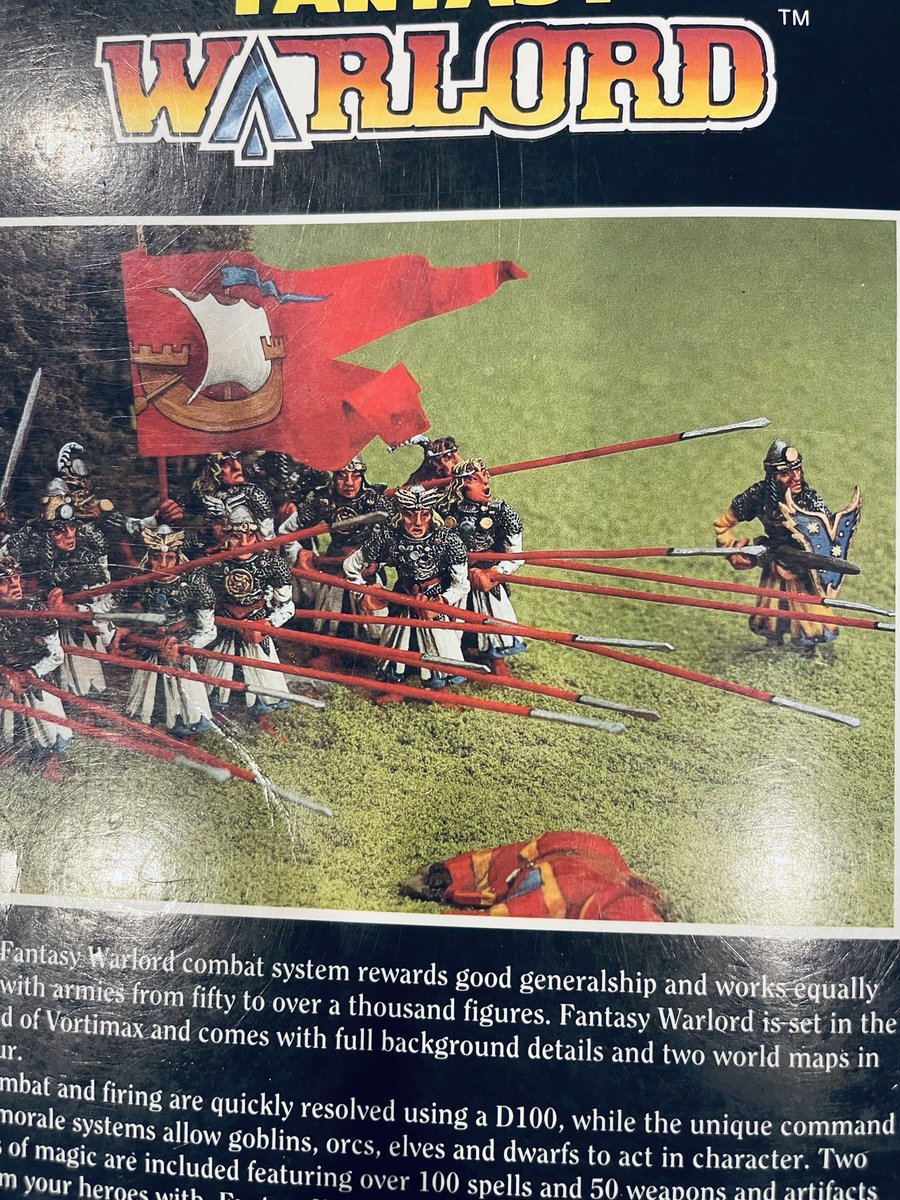 CigarBoxBattle's tweet image. Going old school this weekend with this perfect blend of OG rules, magic and fantastic art! #fantasywarlord @garychalkpics