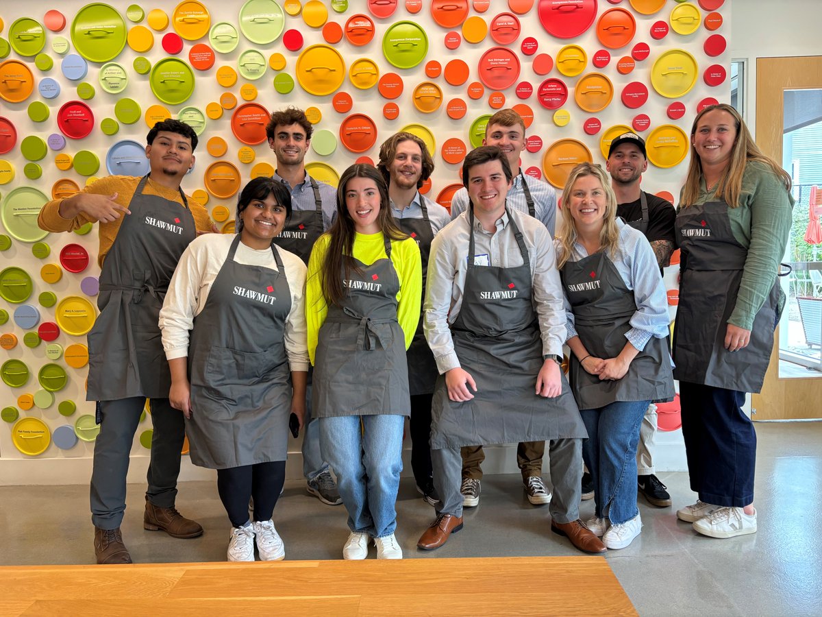 Shawmut (@shawmut_builds) on Twitter photo Throughout the year, our employee-owners support and volunteer with local organizations that matter to them. In Boston, we're #ShawmutProud that our team members regularly volunteer with our longtime partner, <a href="/communityserv/">Community Servings</a>, to prepare scratch-made, medically tailored meals for Throughout the year, our employee-owners support and volunteer with local organizations that matter to them. In Boston, we're #ShawmutProud that our team members regularly volunteer with our longtime partner, <a href="/communityserv/">Community Servings</a>, to prepare scratch-made, medically tailored meals for
