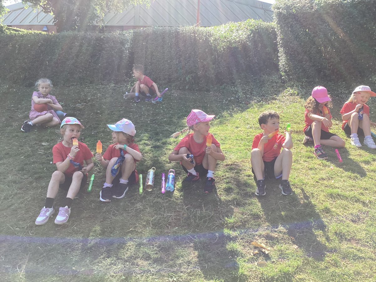 Mrs Drummond 1AD tweet media