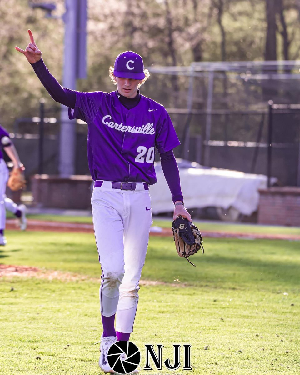 CHSHurricaneBSB's tweet photo. Purple Friday https://t.co/09v4EnBUtg