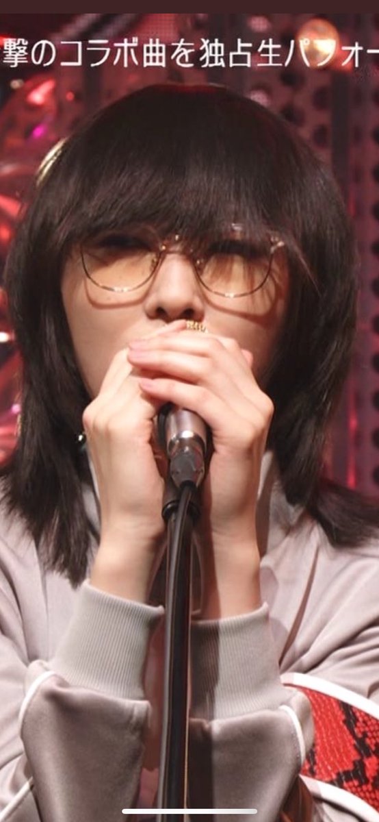 AGluv181442's tweet photo. SUZUKAの手指すき https://t.co/RvrUJcXK3X