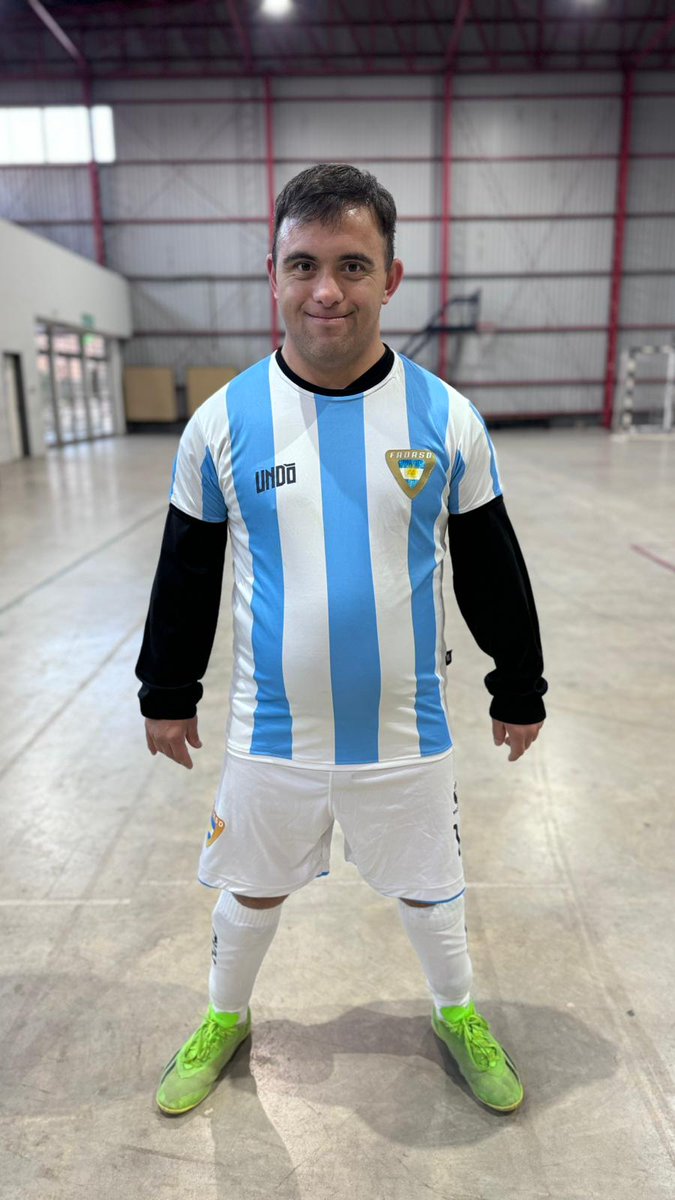 juansuraci's tweet photo. ¿Ayudamos al Tanque Alanis?
Convocado para la Selección Argentina de Futsal #SindromeDeDown 
Necesitamos juntar $2 millones para su viaje a México.
Mercado Pago - Jesus Nahuel Alaniz
Alias: tanque.viaje.mexico
@EmpateFundacion #Mendoza 
❤️💪🙌
Vamos que vamos. Entre todos podemos https://t.co/p4NB9lh7dW