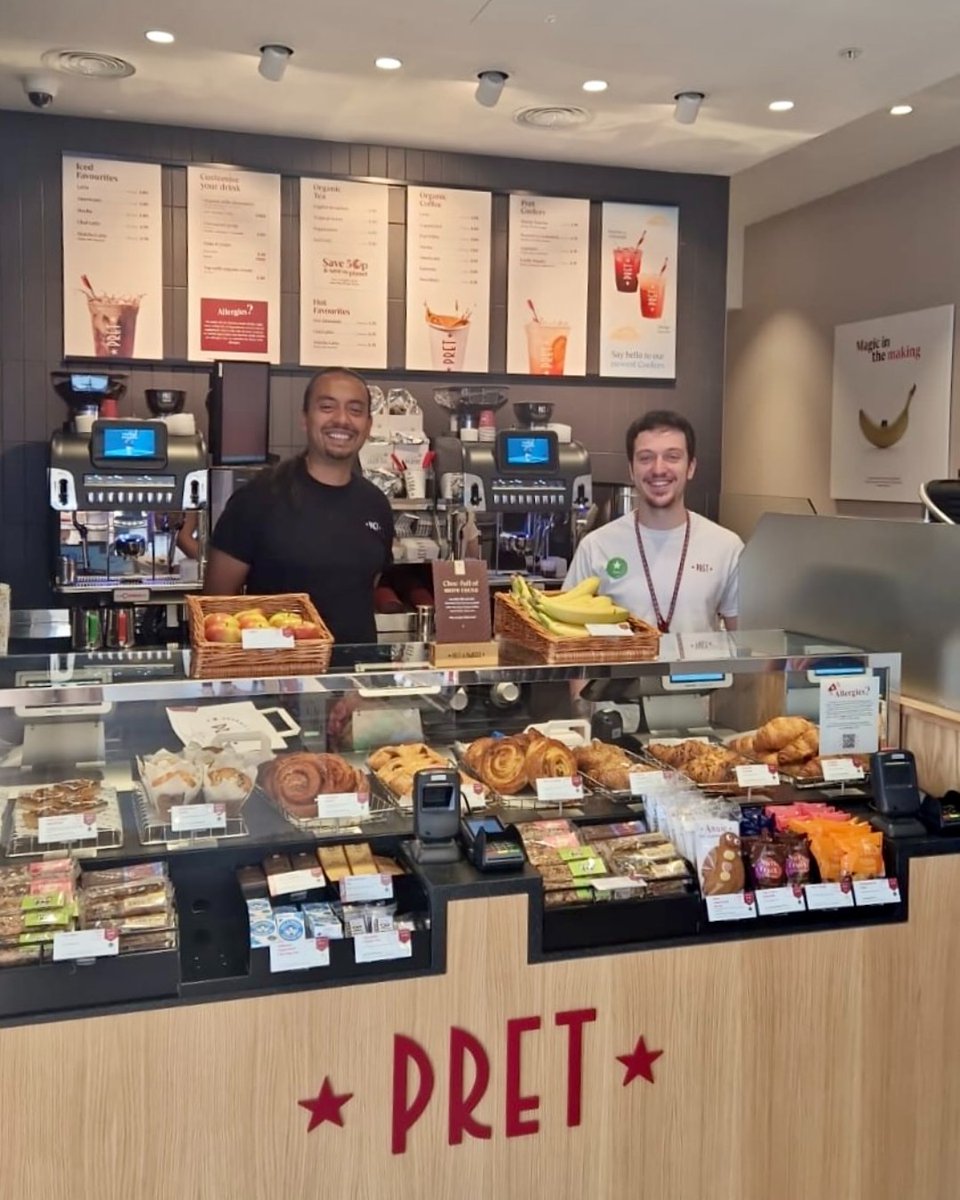 Lion Walk tweet media