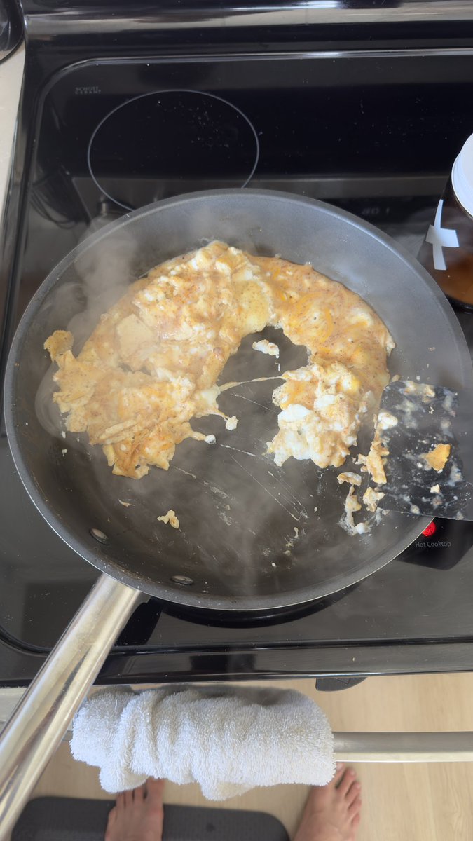 Holdoggen's tweet photo. You ever go to make an omelette and this happens? So you convince yourself it was scrambled eggs all along… or is that just me? https://t.co/BWzzk9rNtJ