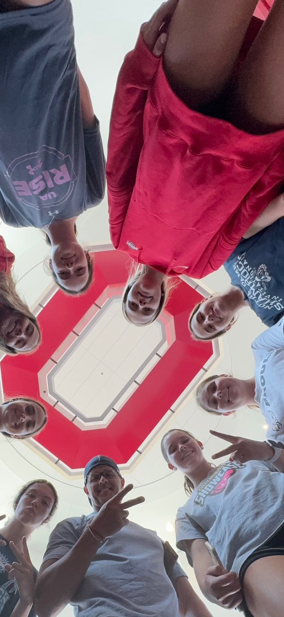 LaurenChain27's tweet photo. Had a fun few days in Ohio between tournaments with my @DistrictOneBA teammates. Now we lock in for the @RiseCircuit Finale this weekend. (@OhioStateWBB, we loved your campus!) https://t.co/ldvuV0A2iI