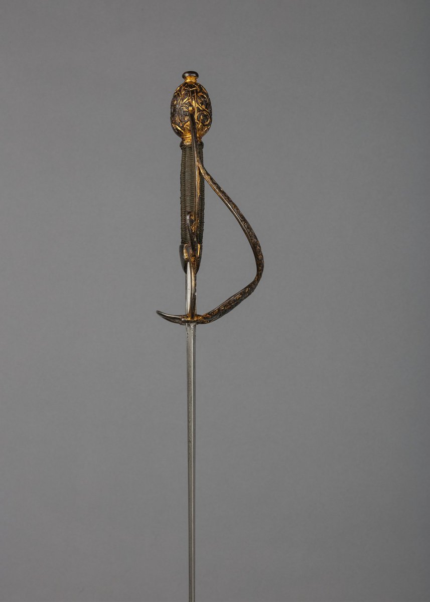 A fantastically chiseled and gilt #Rapier,

OaL: 45.5 in/115.6 cm
Blade Length: 39.5 in/100.3 cm
Width: 6.5 in/16.5 cm
Depth: 3.4 in/8.6 cm
Weight: 2.1 lbs/935.5 g

#Spain, ca. 1590, housed at the <a href="/metmuseum/">The Metropolitan Museum of Art</a>

#weapons #sword #renaissance #themet #metmuseum #art #history
