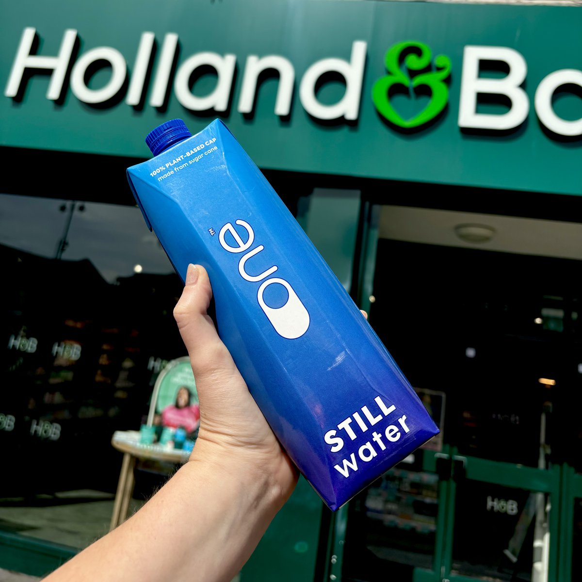 One Water | Do One Good Thing (@onewateruk) on Twitter photo Feeling the heat?
All bottles of One are currently buy one get one half price at <a href="/holland_barrett/">Holland & Barrett</a> 👀 Feeling the heat?
All bottles of One are currently buy one get one half price at <a href="/holland_barrett/">Holland & Barrett</a> 👀