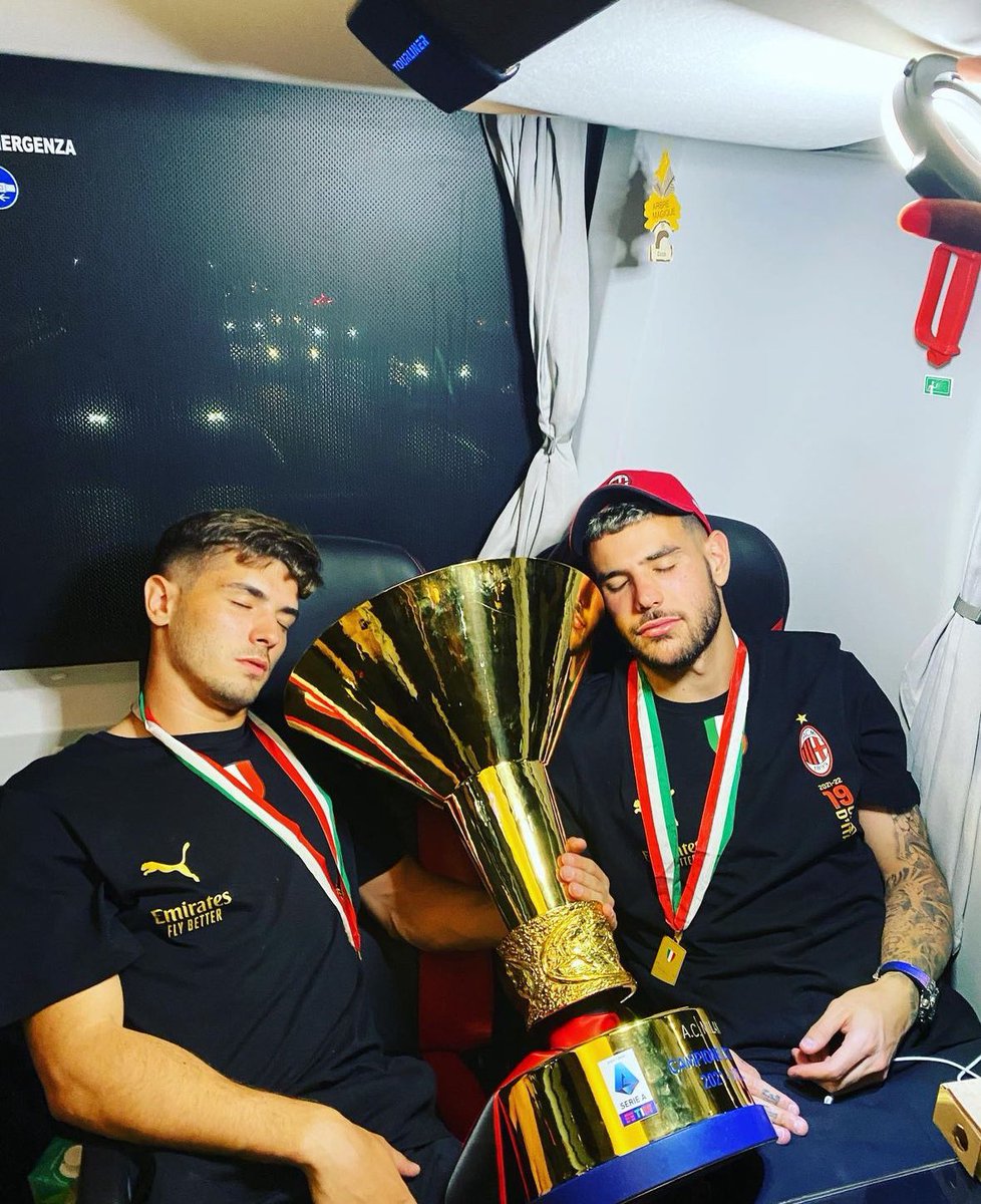 Brahim se prépare pour son prochain match contre son ancien club, le Milan AC, le 1er août. 🇲🇦😍
