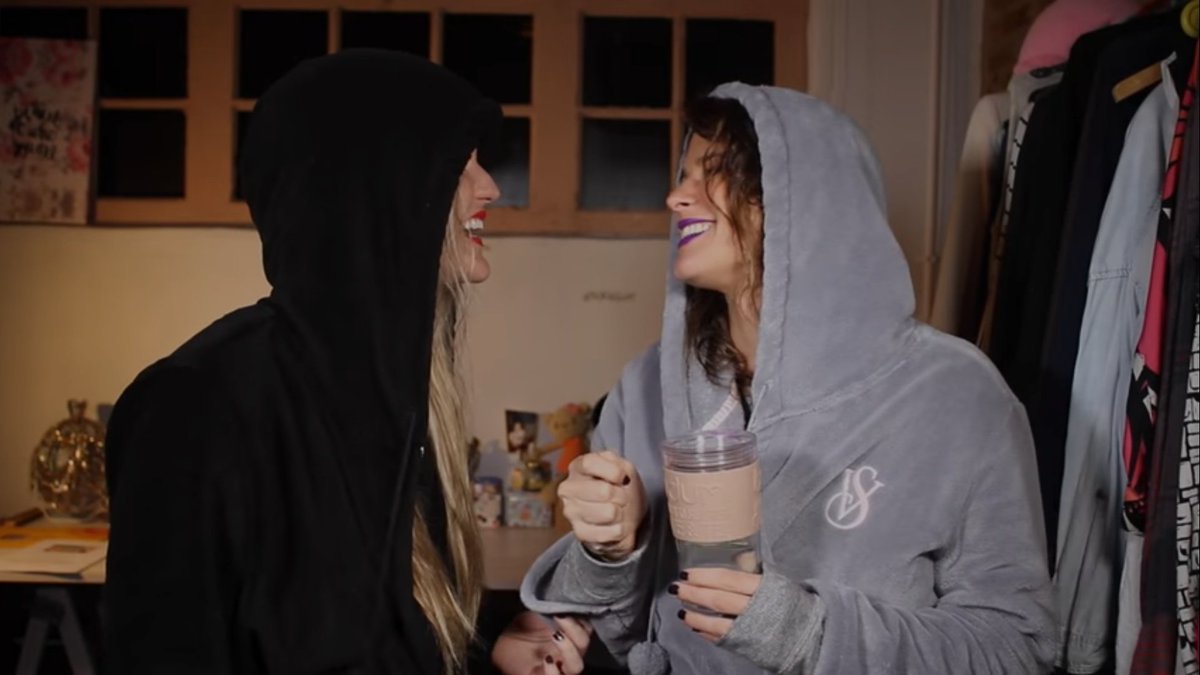 8 años haciendo magia✨ <a href="/valenysofiok/">VALEN Y SOFI</a> 

#valenysofi #Youtube