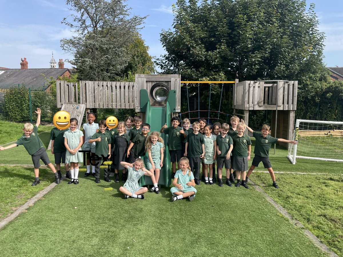 Miss CS and Mrs MY tweet media