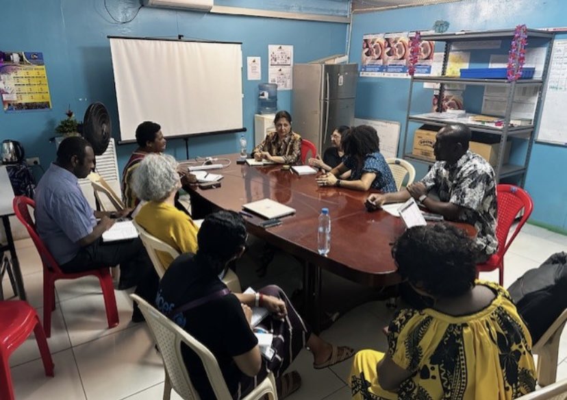 UNICEFhealth's tweet photo. Together with @GAVI, @UNICEF conducted a joint mission to Papua New Guinea. 

Addressing gender inequities to improve #immunization coverage is crucial in a country that faces some of the lowest coverage rates and highest gender barriers globally. https://t.co/hexqKoi69G