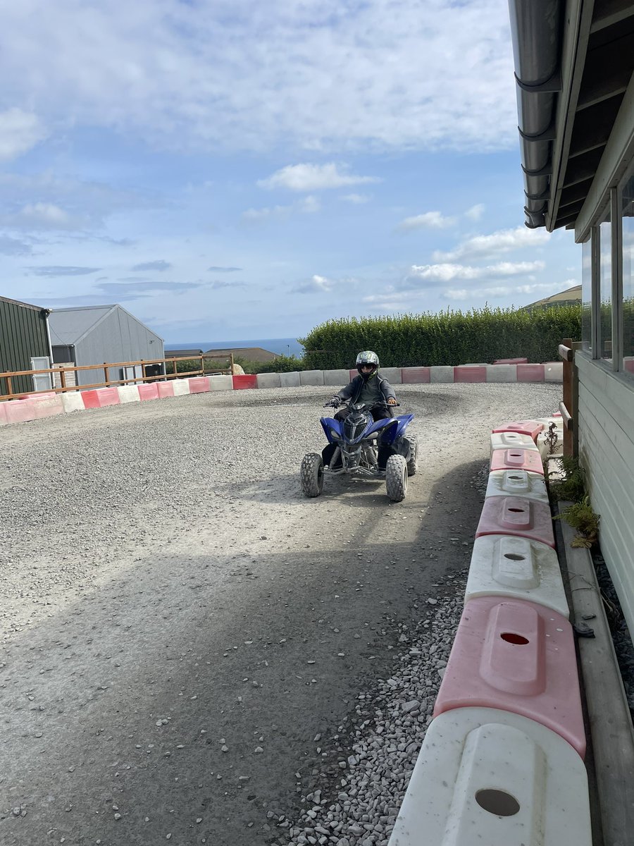 KHS 3-19 WELSH tweet media