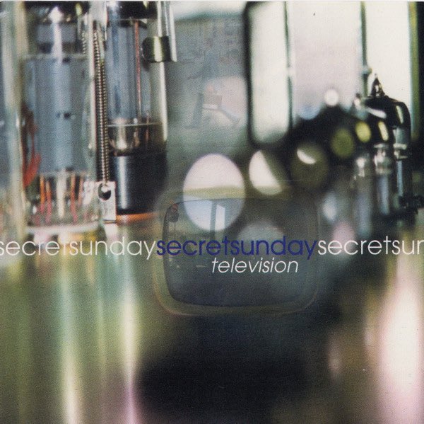 🎶 Just Dropped: Secret Sunday's second album TELEVISION is now available on all streaming platforms! 🎶 

distrokid.com/hyperfollow/se…

Stream Now and Spread The Word! Have an amazing weekend!!

#Music
#MusicLover
#NowPlaying
#NewMusic
#InstaMusic
#MusicIsLife
#SecretSunday