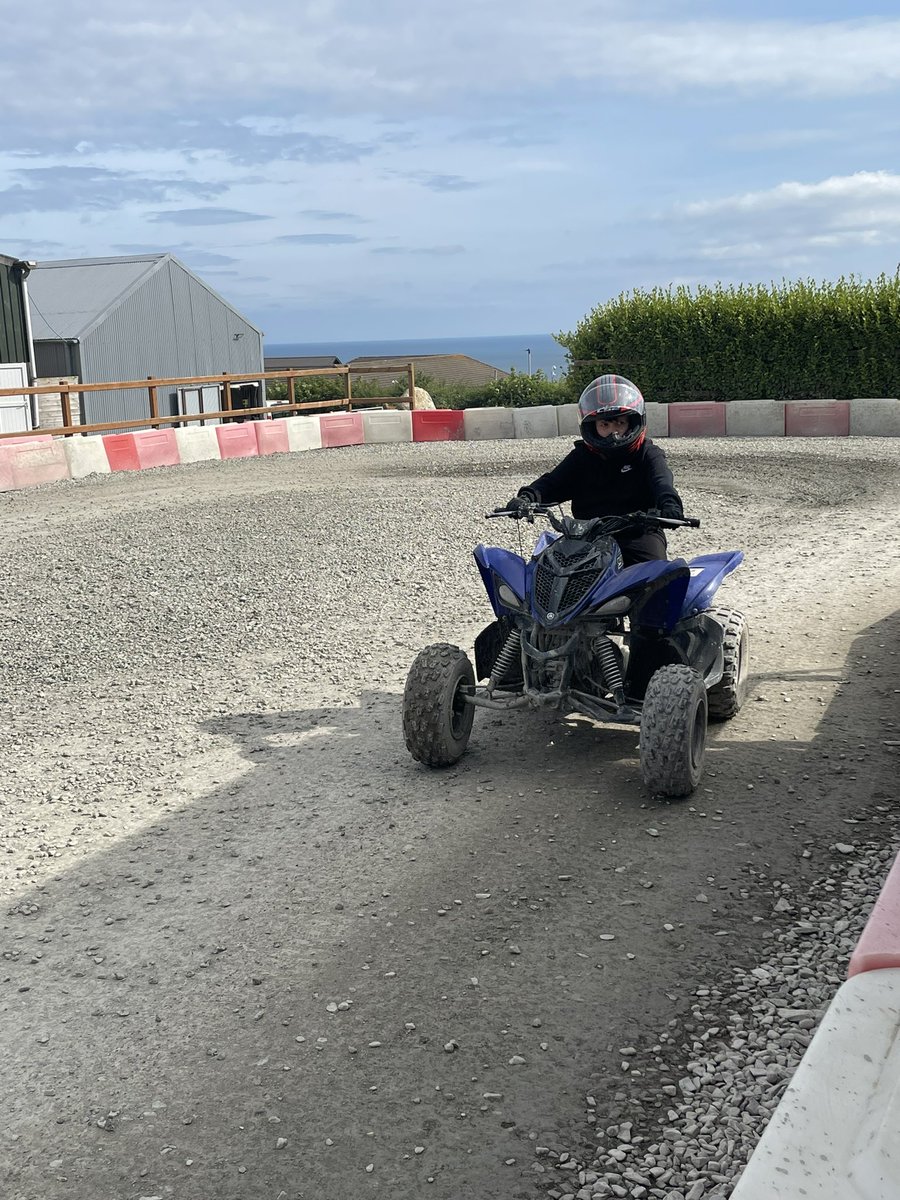 KHS 3-19 WELSH tweet media