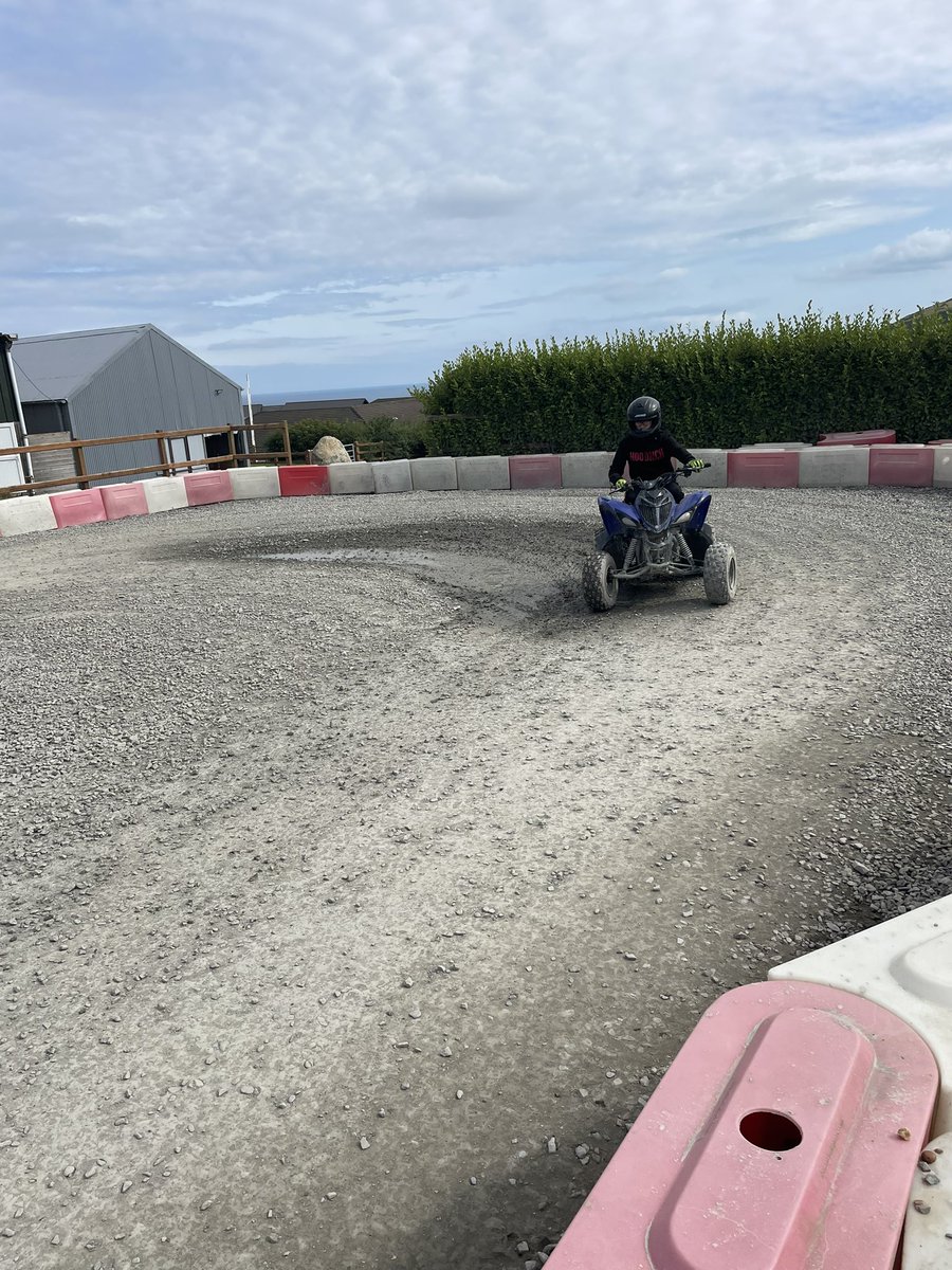 KHS 3-19 WELSH tweet media