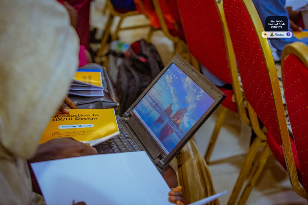 CodegarageA's tweet image. To Rev. @ogedengbeidowu , the Executive Assistant to the Executive Governor of Oyo State and Focal person on Human Capital Development, we say a big thank you for your support on this initiative.

#1000LinesofCode #CodeGarageAfrica #ZeehAfrica #386konsult