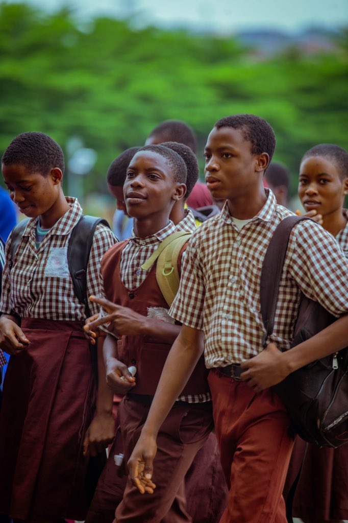 CodegarageA's tweet image. To Rev. @ogedengbeidowu , the Executive Assistant to the Executive Governor of Oyo State and Focal person on Human Capital Development, we say a big thank you for your support on this initiative.

#1000LinesofCode #CodeGarageAfrica #ZeehAfrica #386konsult