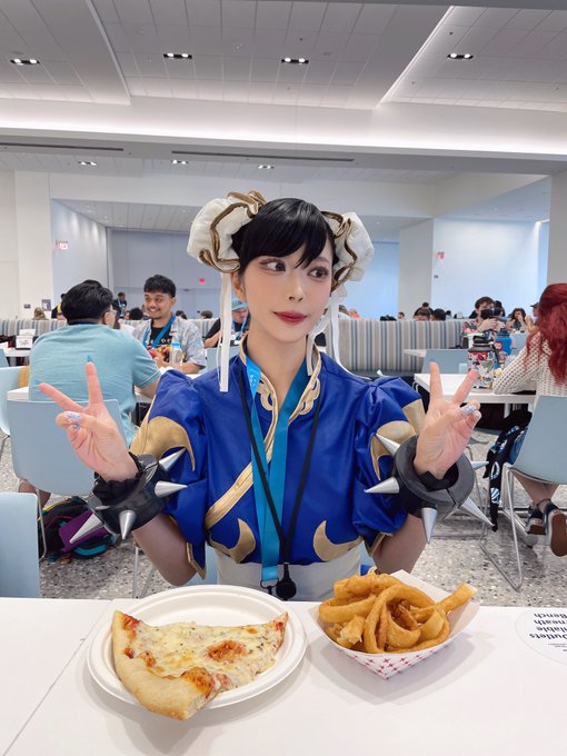 Twitterのコスプレ画像11