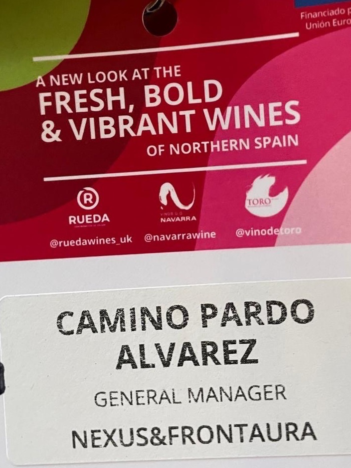 FRONTAURA &amp; VICTORIA en la Westminster Chapel.
El pasado día 9 de julio tuvo lugar una presentación de vinos de diferentes denominaciones de origen españolas, entre ellas la D.O. Toro, en la Westminster Chapel bajo el título: FRESH, BOLD &amp; VIBRANT WINES OF NORTHERN SPAIN.