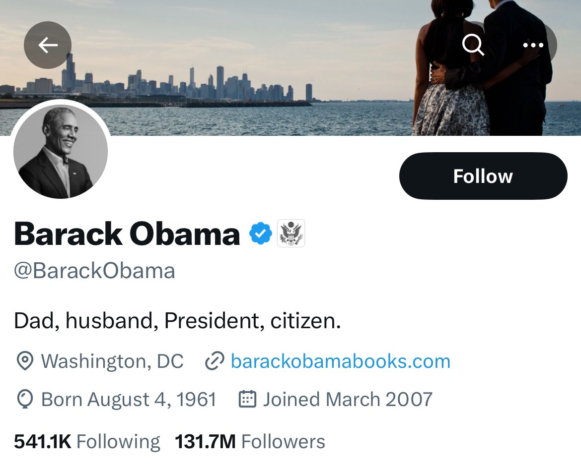 srinivasiyc's tweet photo. @elonmusk @narendramodi Hi @elonmusk,

Is Barack Obama from another planet? https://t.co/wVdngBwcHQ