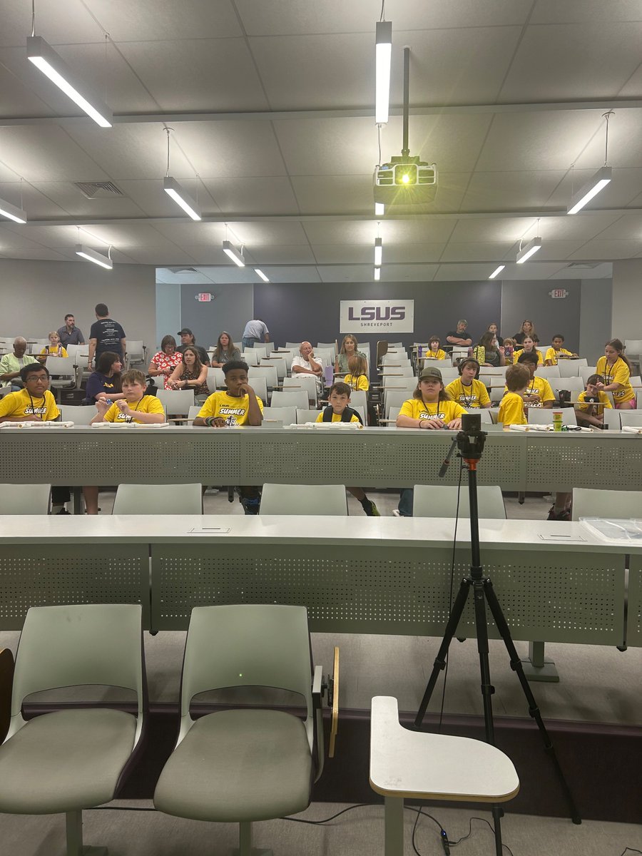 TherealARWells tweet media