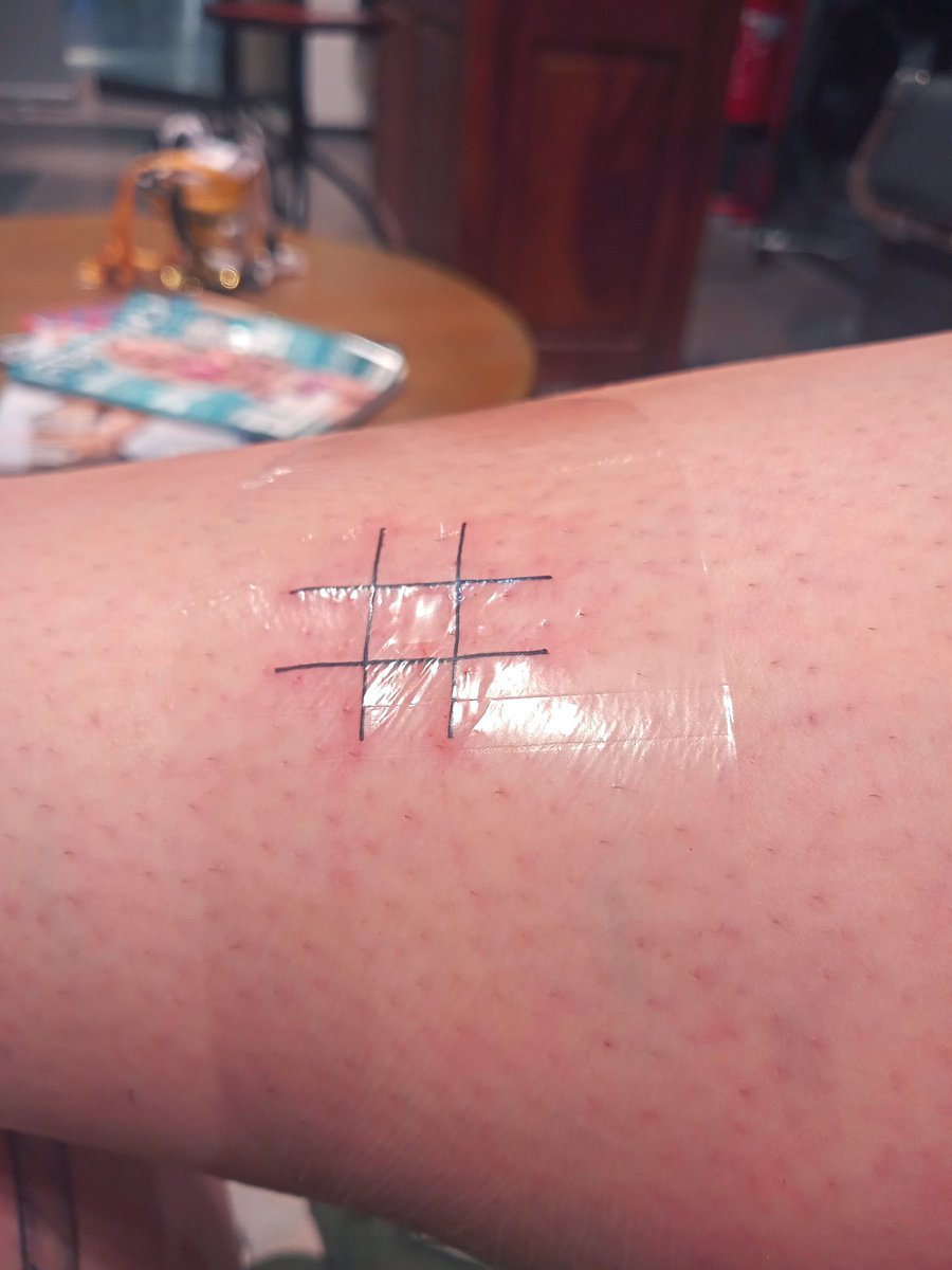 PaperbaPrincess's tweet image. The finished tattooes. I love them sooooo much ♥️♥️♥️♥️