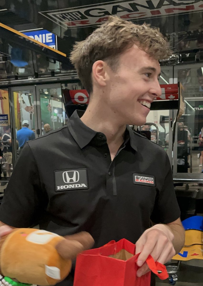 marcusmeals's tweet photo. don’t forget! it’s Indy race week for our fav!!!!! 🫶🏼🫶🏼 time for the first session of the week 💪🏼💪🏼

[pic creds; @CGRTeams and @ILOTTLECLERC <33] https://t.co/ViQQ9wQvye