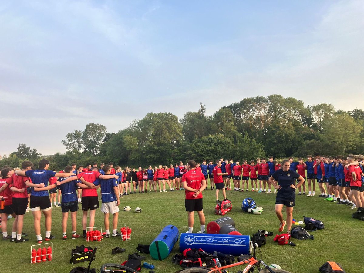 TJRFC's tweet photo. 🔴🔵 TJs Academy pre-season underway…

Over 80 TJs Academy players gathered for the first pre-season session at the Slade this Wednesday https://t.co/EJA5nsXQNx
