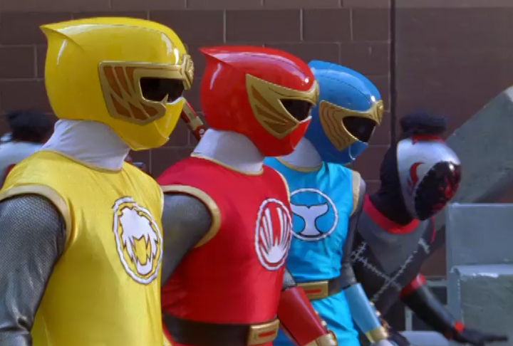 Team Dino or Team Ninja? 

Retweet for Dino Thunder. 
Like for Ninja Storm. 
Quote for BOTH!