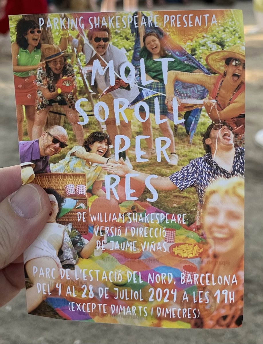 mahler_77's tweet photo. L'estiu comença amb ⁦@ParkShakespeare⁩ i amb aquest "Molt soroll per res" tornen a meravellar-nos! Riures assegurats i repartiment que hi posa l'ànima. En especial un ⁦@adriadibo⁩ (plaer saludar-te al final, Adrià) i una ⁦@arilalari⁩ enormes! Per 15 anys mes 🎭 https://t.co/PNFIEFWYac