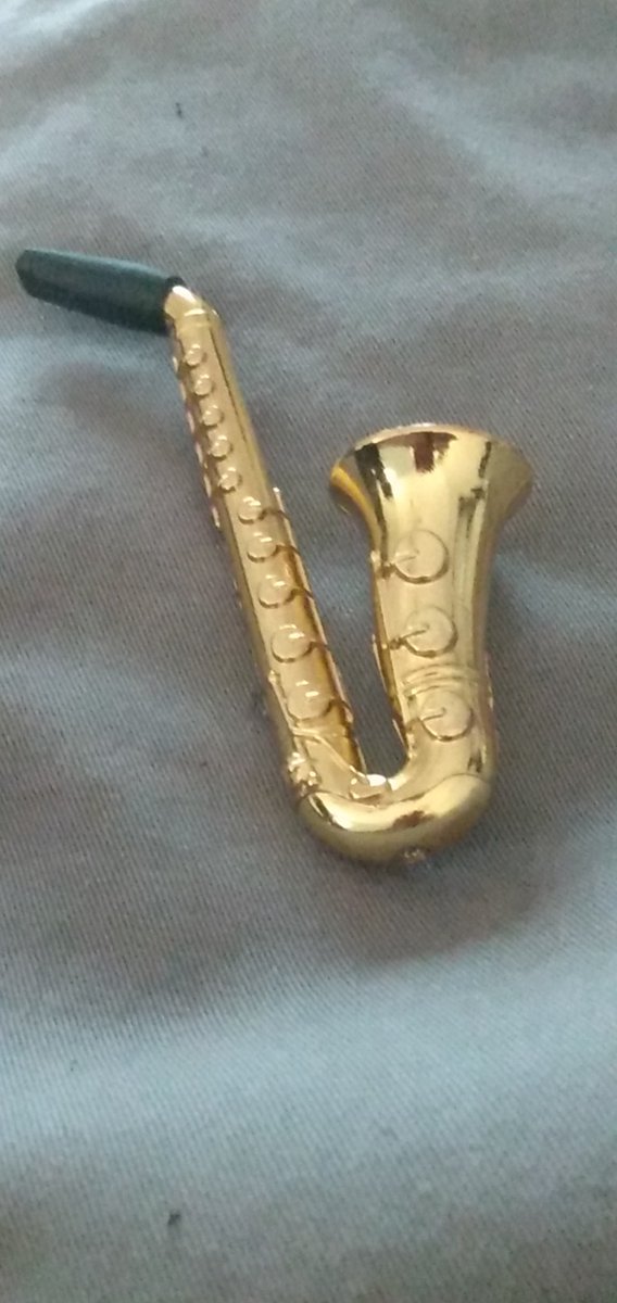 co_ganja's tweet photo. Name my new weed pipe https://t.co/cXNtSBVjWx