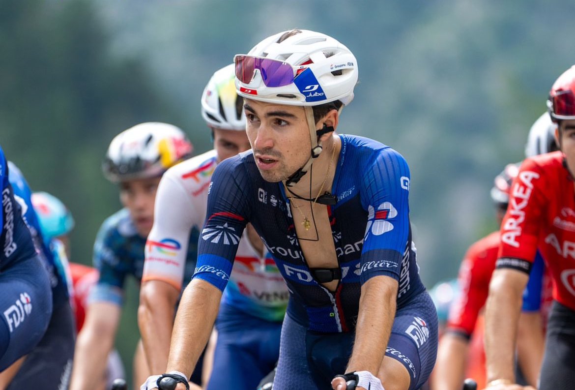 WattsUpMedia's tweet photo. Still don’t understand why Groupama took Lenny Martinez. Hasn’t shown anything in 19 stages…

Was it because Madiot knew that Gaudu wasn’t in good shape and needed a backup to save the team even if Martinez was already showing fatigue at the Tour de Suisse ?

#TdF2024 https://t.co/ksLJehdX2l