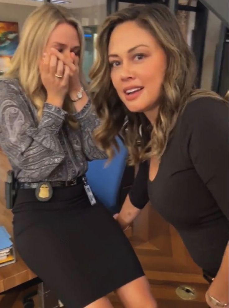 shannon_hausen's tweet photo. #ThousandMore Episodes because the characters stories were just beginning and need to be told and we need our Kacy wedding ❤️💖 this OHANA means so much to me I miss them and want them back #SaveNCISHawaii @Skydance give us our show back https://t.co/WpX8V9nO2M