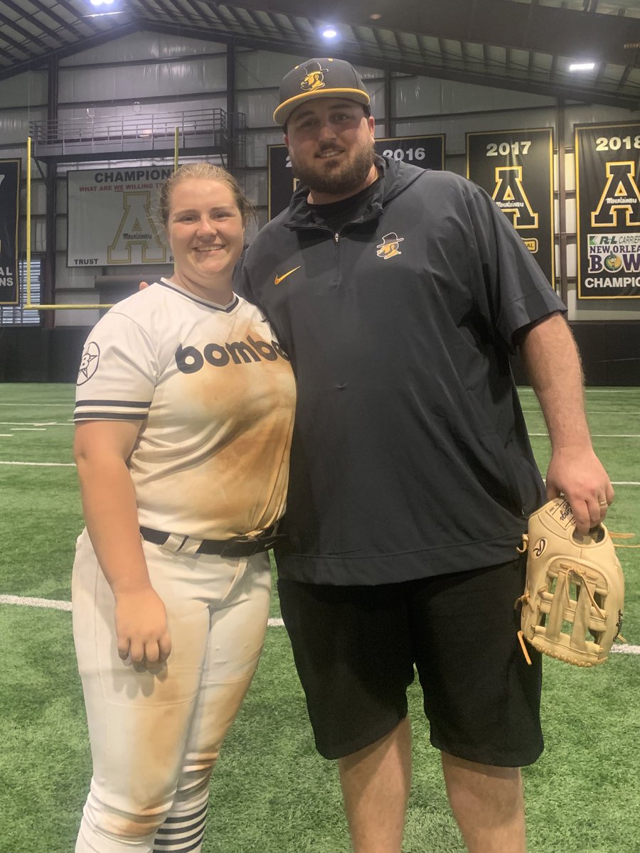 HaylaNorris76 tweet media