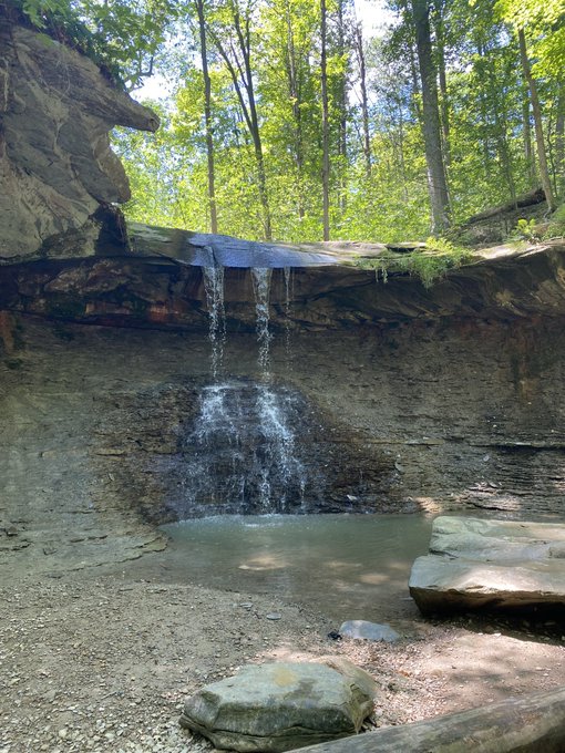 chasing waterfalls today https://t.co/GF3h19GjbH<a href="/tag/mvsales"class="tags"><span>#mvsales</span></a>