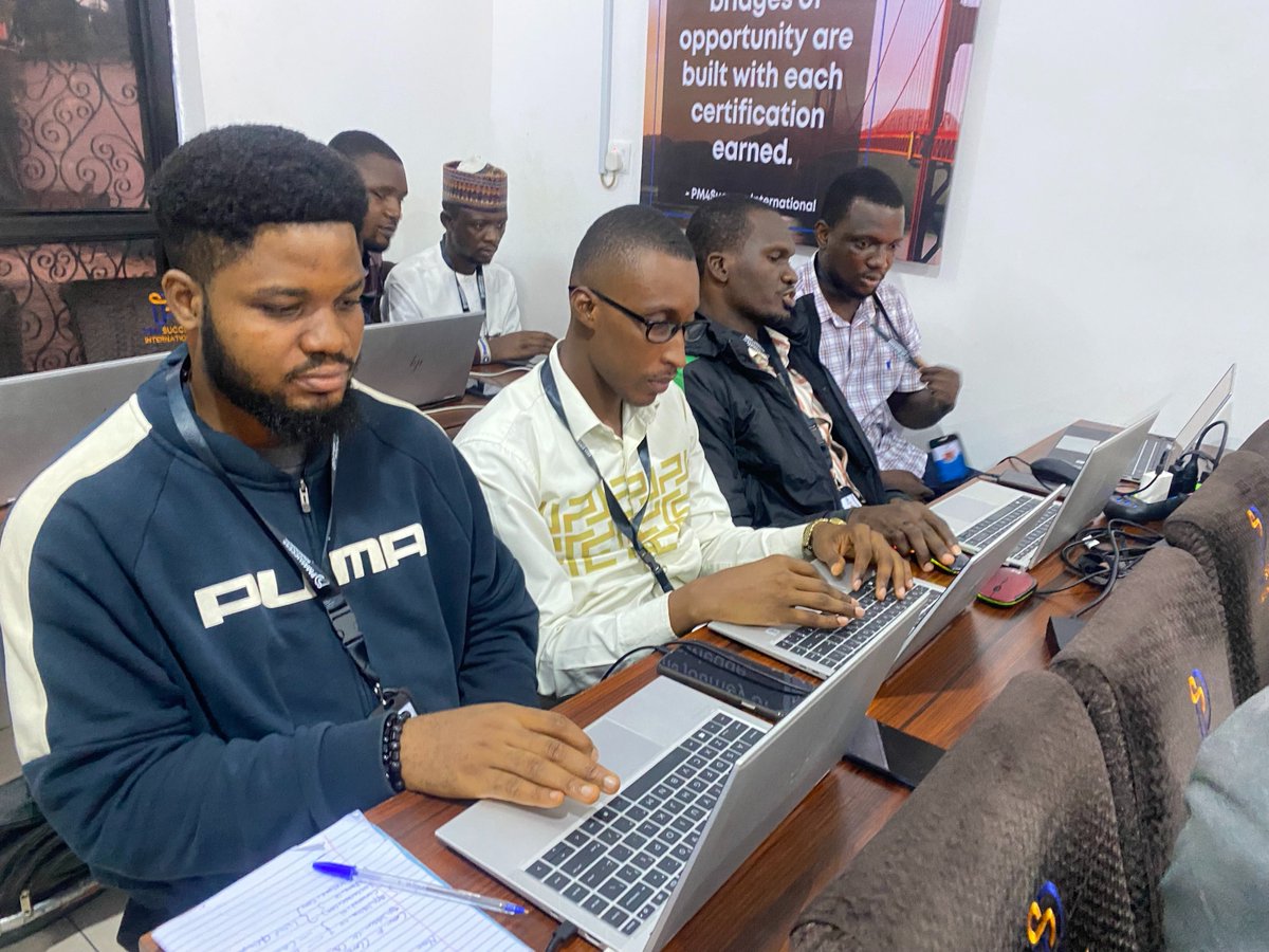 pm4successintl's tweet photo. Memorable moments of the week! 😊

Contact us at:
Tel: +234 803 221 2135 or +234 901 161 6656
Email: info@pm4successintl.com or pm4successinternational01@gmail.com
Web: https://t.co/gUtNetDz9Y 🖥️

#FluidSIM #hydraulics #PM4SuccessInternational #PM4Success #SET2024 #apt2024 https://t.co/2Hmr7YO0cv